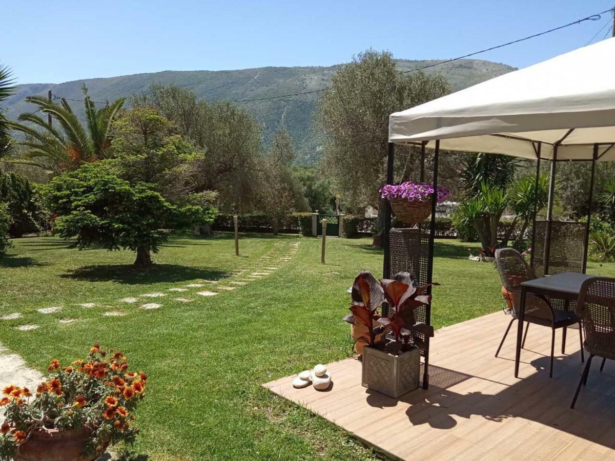 Sunny Garden Villa Платарія Екстер'єр фото